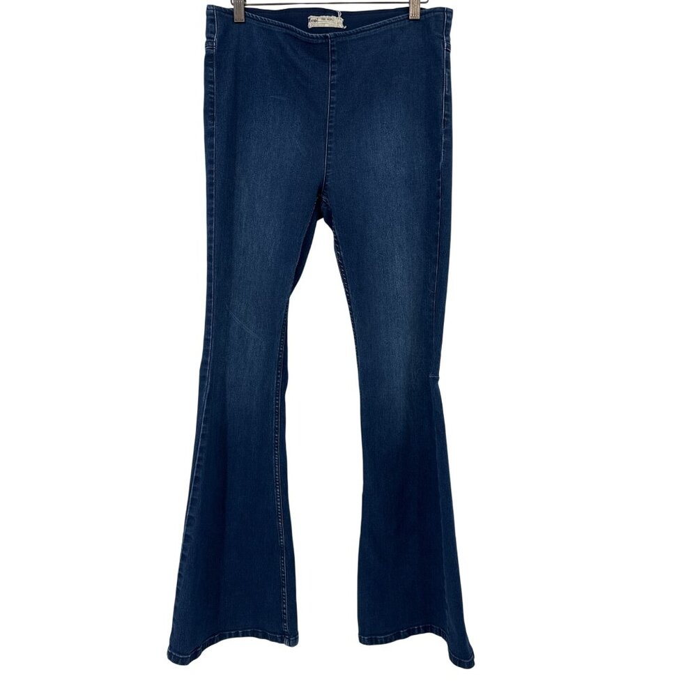 Free People Blue Flared Denim Jeans Distressed Boho Stretch size 30 long